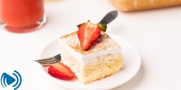 طرز تهیه کیک ساده بدون شیر برای ۴ نفر