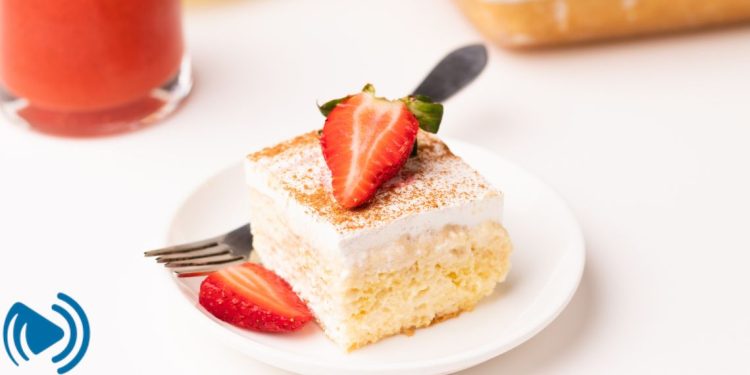 طرز تهیه کیک ساده بدون شیر برای ۴ نفر